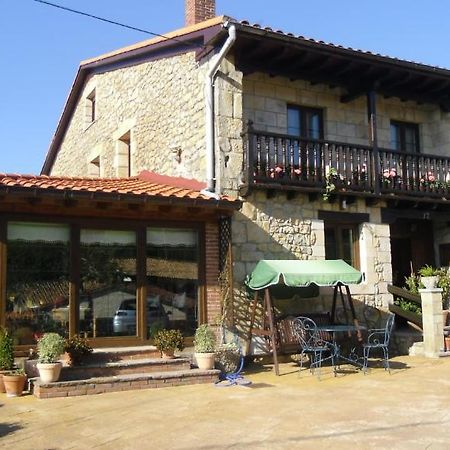 Posada Herrán Santillana del Mar Esterno foto